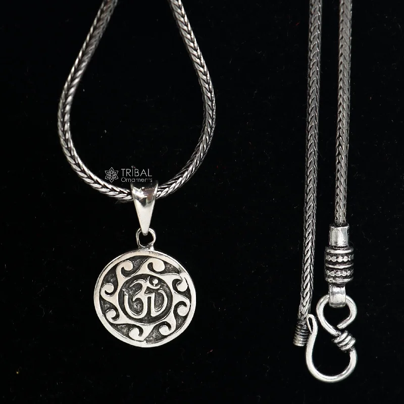 925 sterling silver handmade Divine 'Aum' OM pendant, amazing stylish good luck pendant exclusive jewelry tribal jewelry  nsp677/ps06