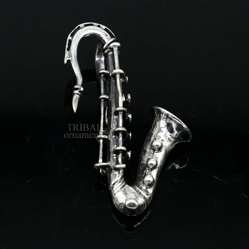 925 sterling silver small trumpet or cornet pendant, amazing musical instrument pendant for best wishes gift from india ssp1414