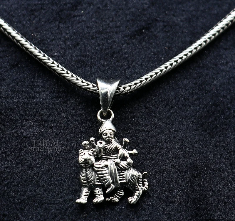 Divine 925 sterling silver blessing Goddess bhawani/ Durga mataji pendant, amazing unisex pendant locket goddess tribal jewelry ssp1683