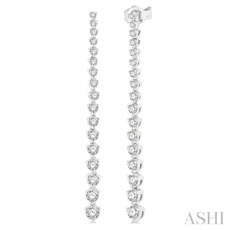 1 Ctw Round Cut Diamond Riviera Drop Earring in 14K White Gold