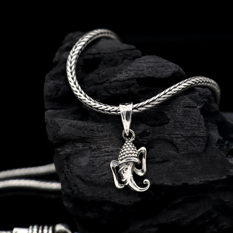 trendy 925 sterling silver handmade Lord Ganesha pendant, amazing stylish unisex pendant personalized jewelry NSP679