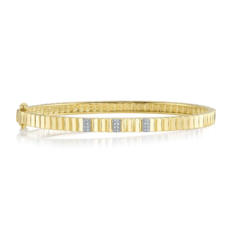 Pavé Diamond Fluted Bangle